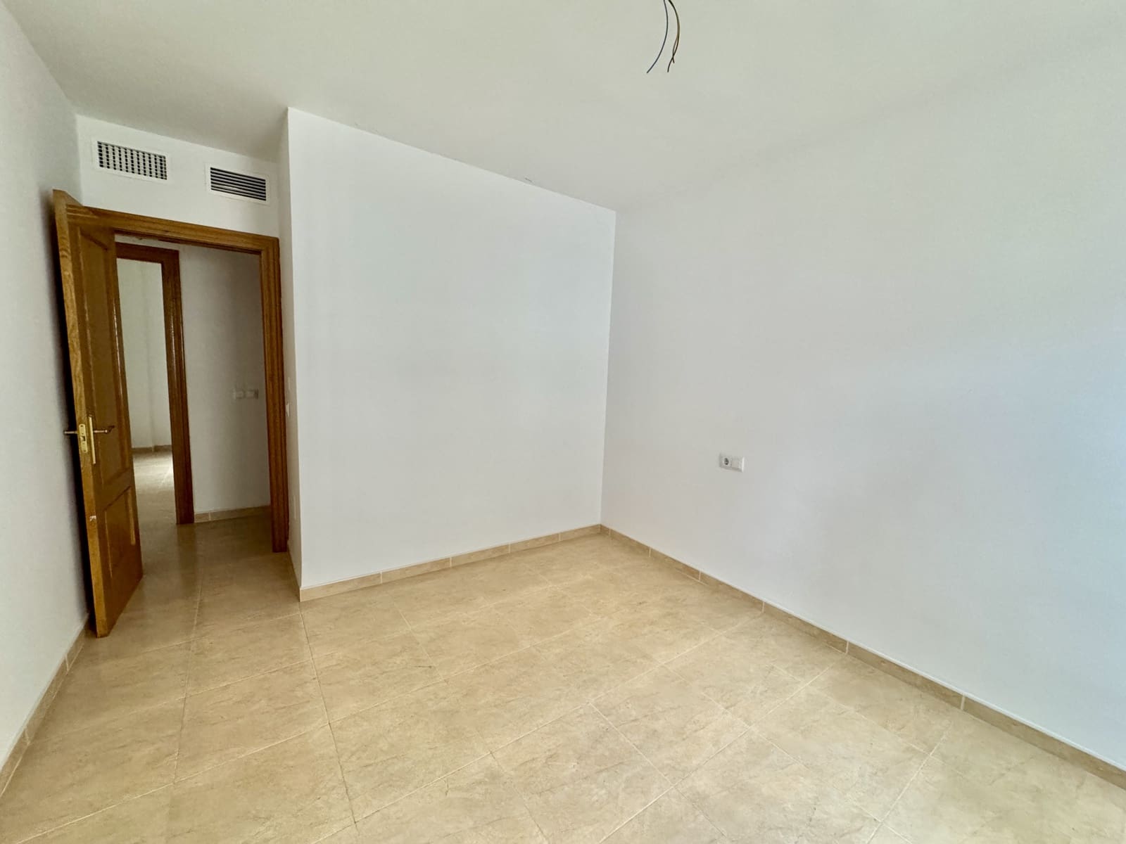 3 soveværelse Lejlighed til salg i Albunol med garage - € 110.000 (Ref: 9186330)