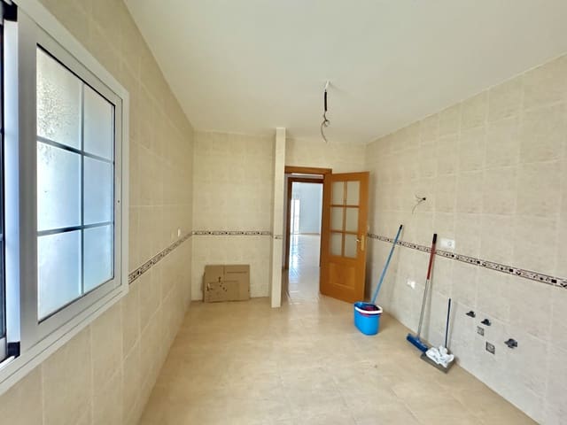 3 soveværelse Lejlighed til salg i Albuñol med garage - € 110.000 (Ref: 9186330)