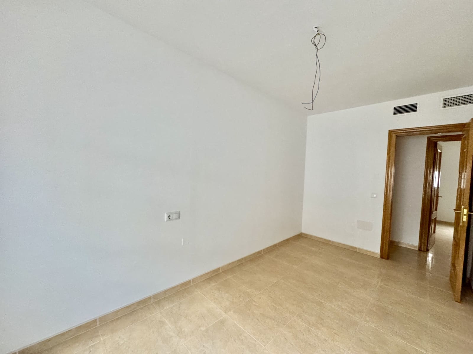 3 soveværelse Lejlighed til salg i Albunol med garage - € 110.000 (Ref: 9186330)