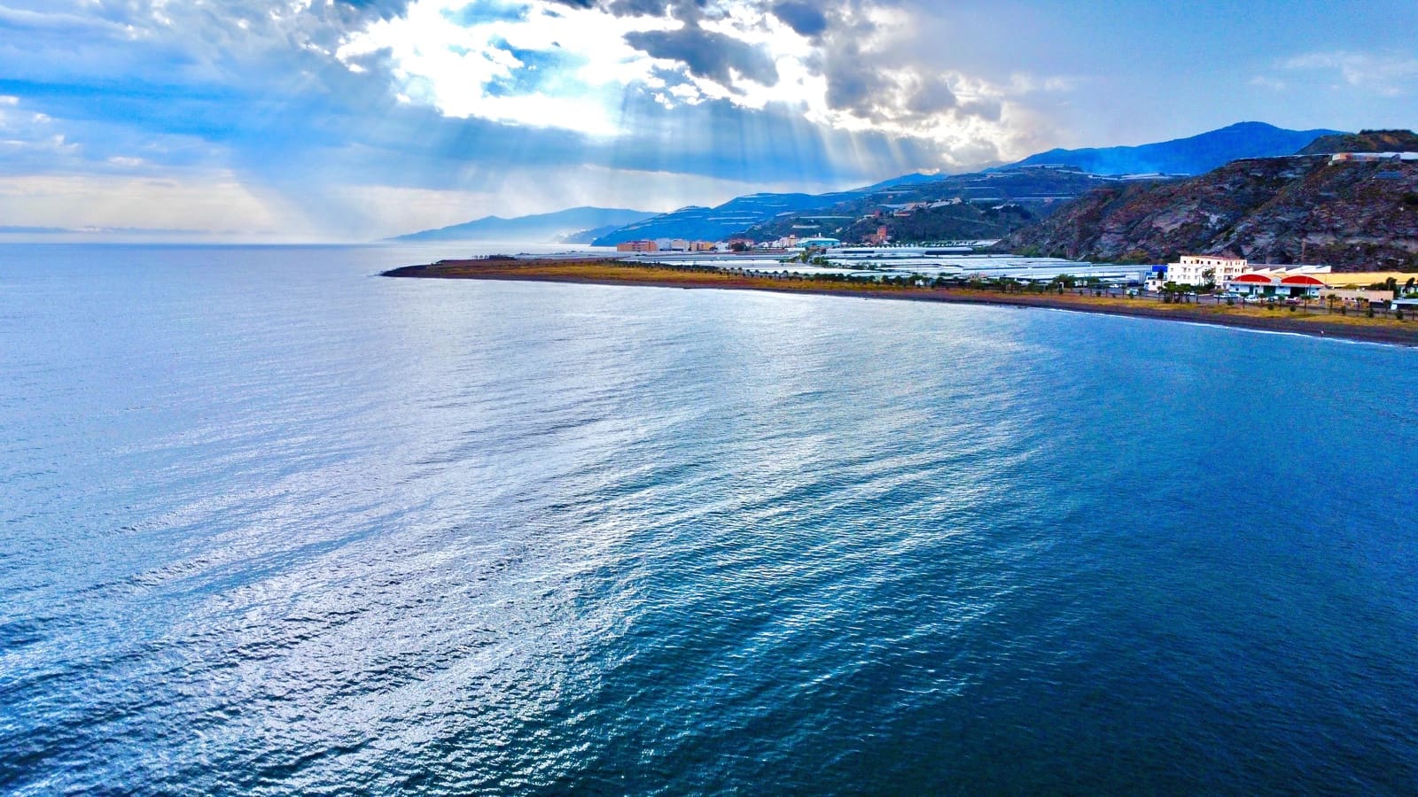 3 soveværelse Lejlighed til salg i Albunol med garage - € 110.000 (Ref: 9186330)