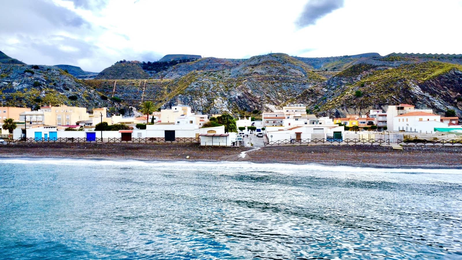 3 soveværelse Lejlighed til salg i Albunol med garage - € 110.000 (Ref: 9186330)