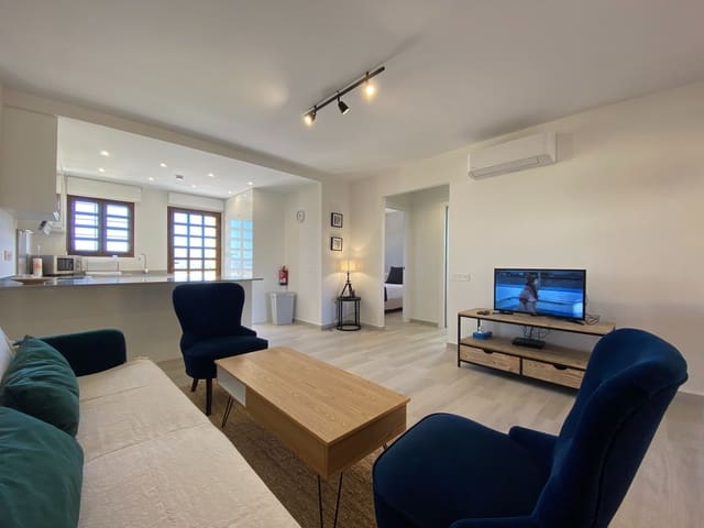 Apartamento de 2 habitaciones en Cuevas del Almanzora en venta con piscina garaje - 195.000 € (Ref: 9187546)