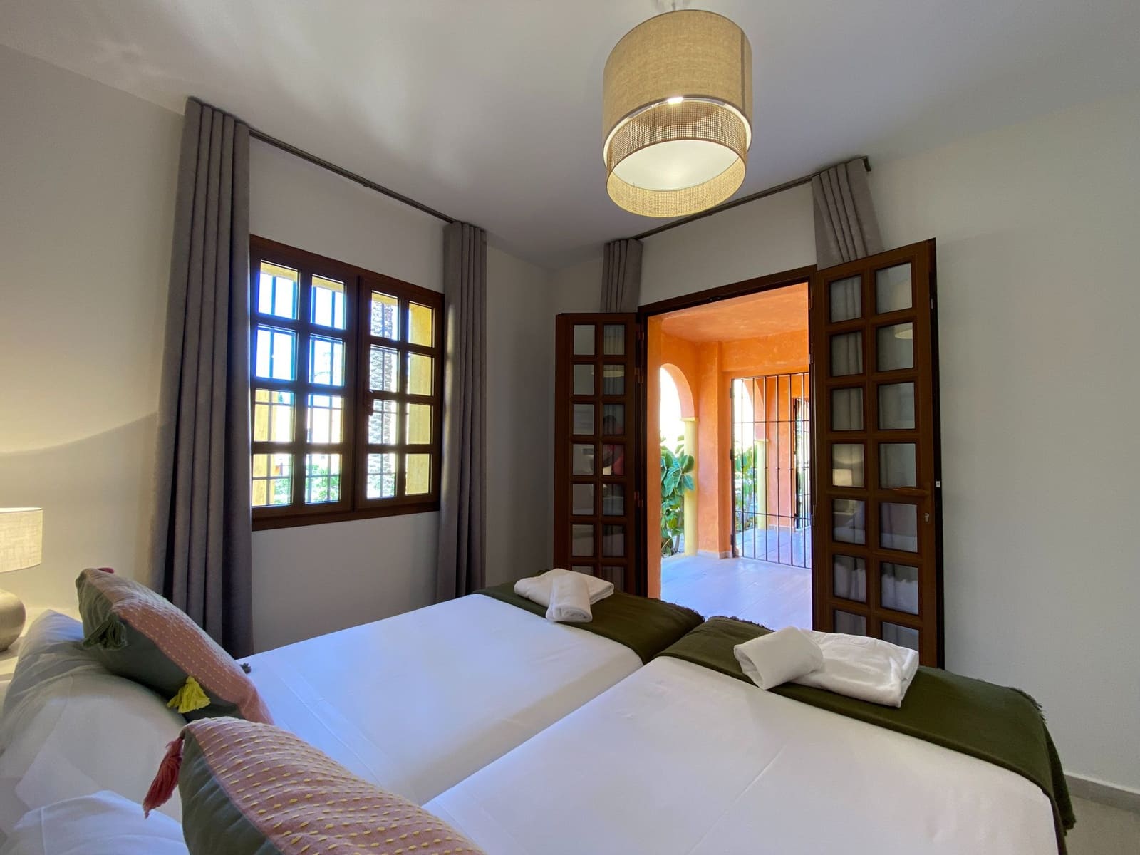 Apartamento de 2 habitaciones en Cuevas del Almanzora en venta con piscina garaje - 195.000 € (Ref: 9187546)