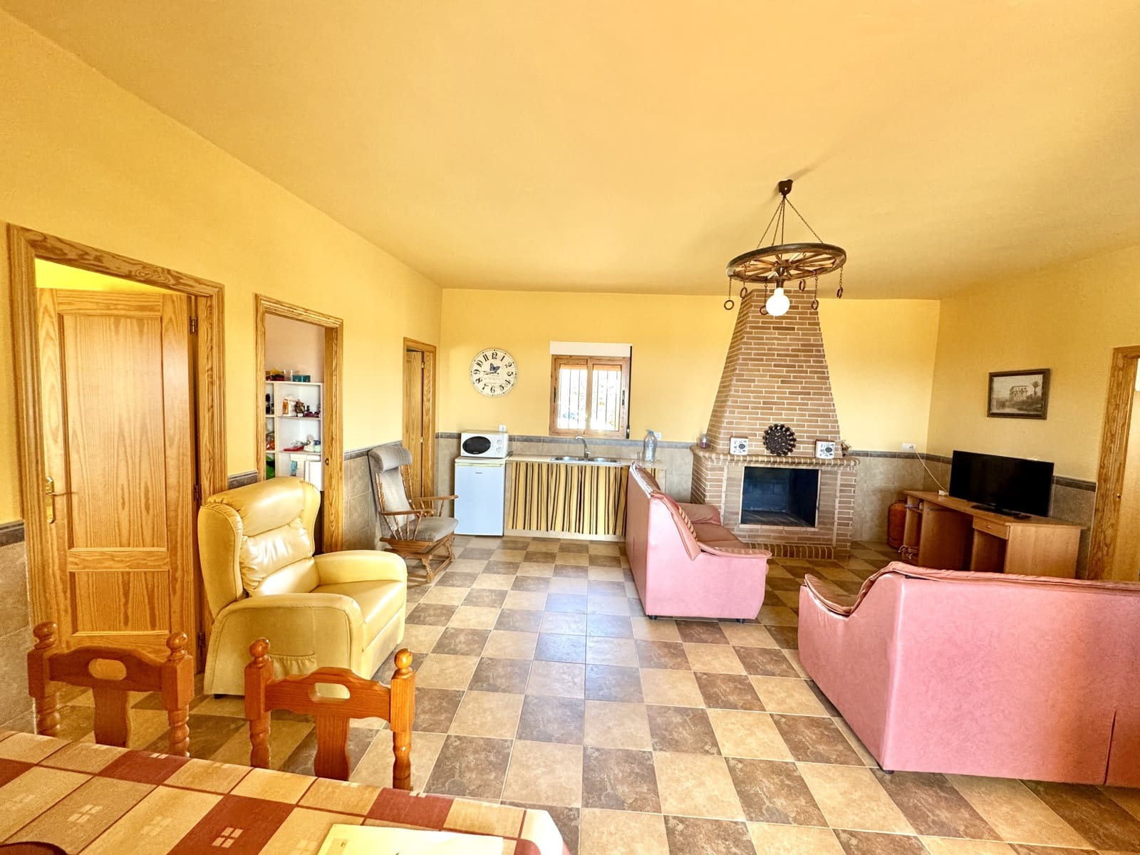 3 soveværelse Finca/Landehus til salg i Albondon med garage - € 187.000 (Ref: 9187592)