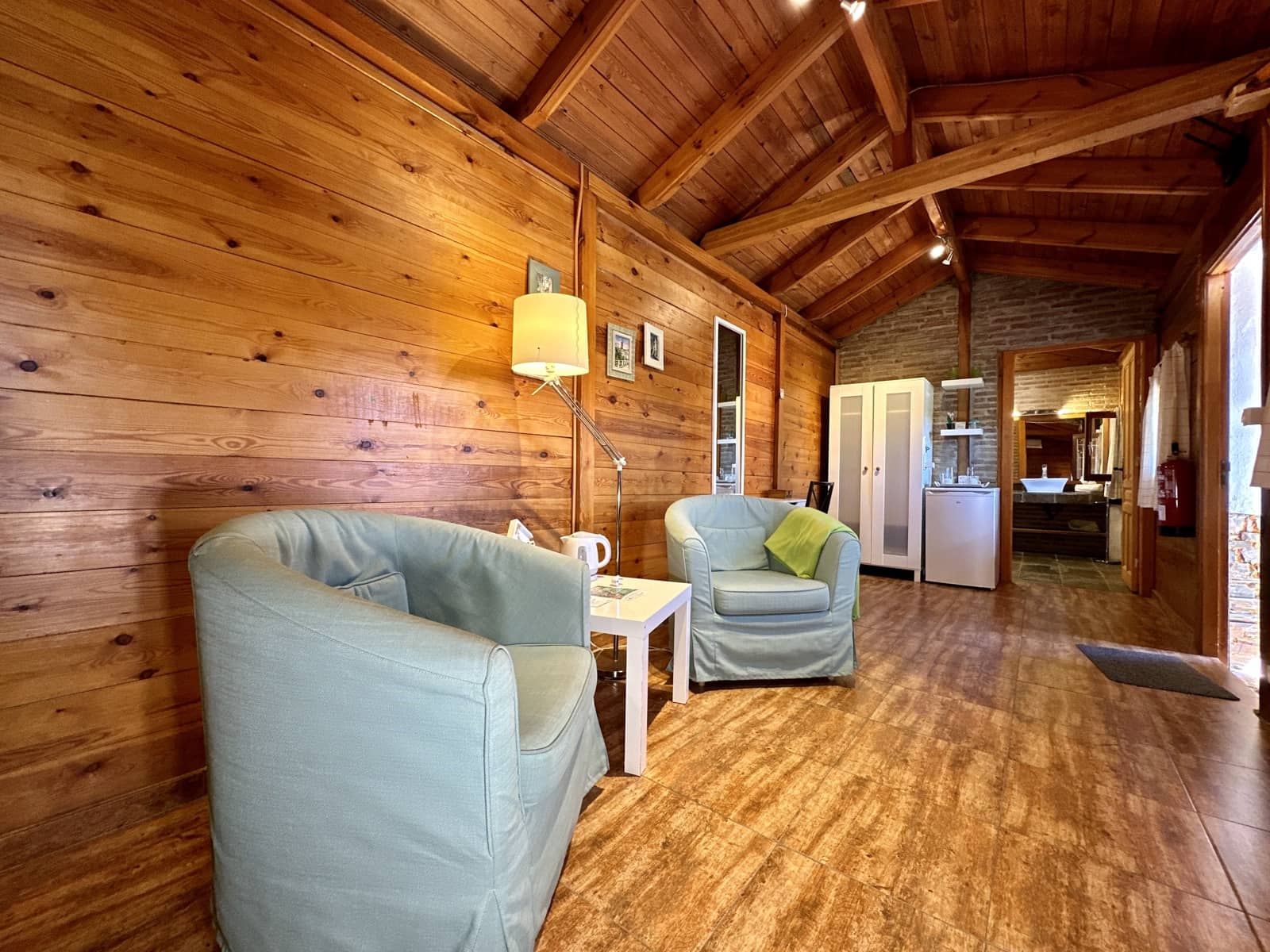 5 soveværelse Virksomhed til salg i Nevada med swimmingpool garage - € 550.000 (Ref: 9187666)