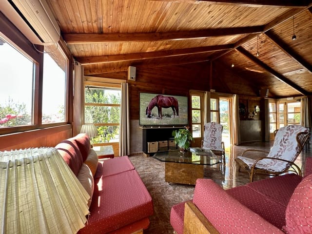 5 bedroom Business for sale in Nevada with pool garage - € 550,000 (Ref: 9187666)