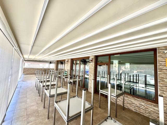 11 bedroom Restaurant/Bar for sale in Roquetas de Mar - € 863,000 (Ref: 9190707)