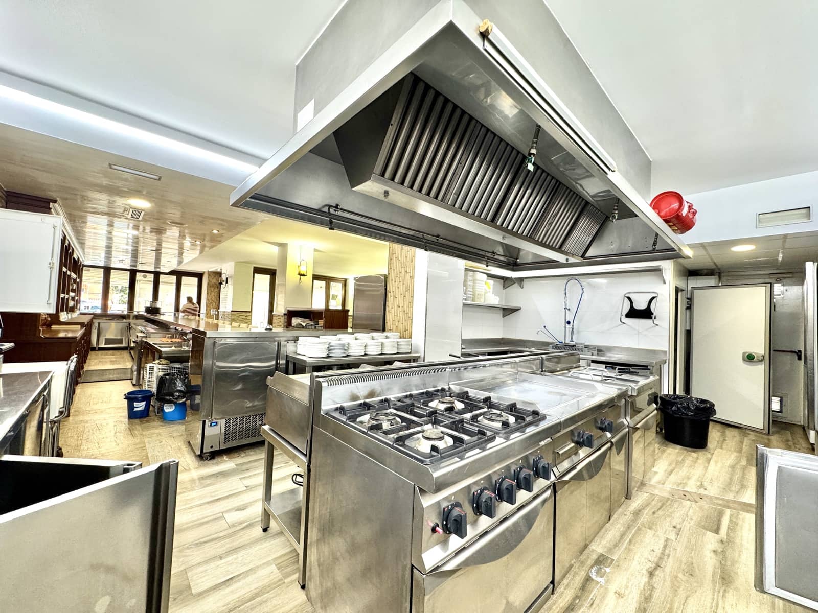 11 soverom Restaurant/Bar til salgs i Roquetas de Mar - € 863 000 (Ref: 9190707)