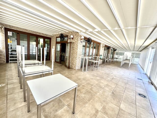 11 bedroom Restaurant/Bar for sale in Roquetas de Mar - € 863,000 (Ref: 9190707)