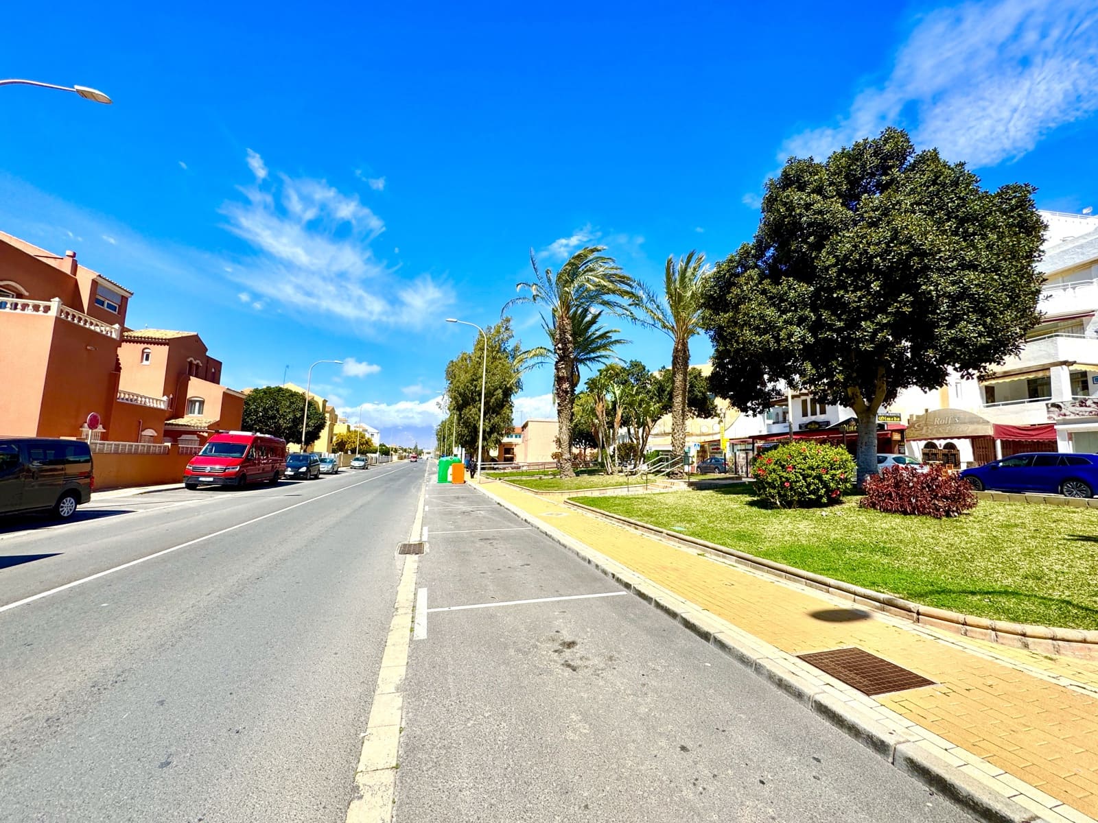 11 soverom Restaurant/Bar til salgs i Roquetas de Mar - € 863 000 (Ref: 9190707)