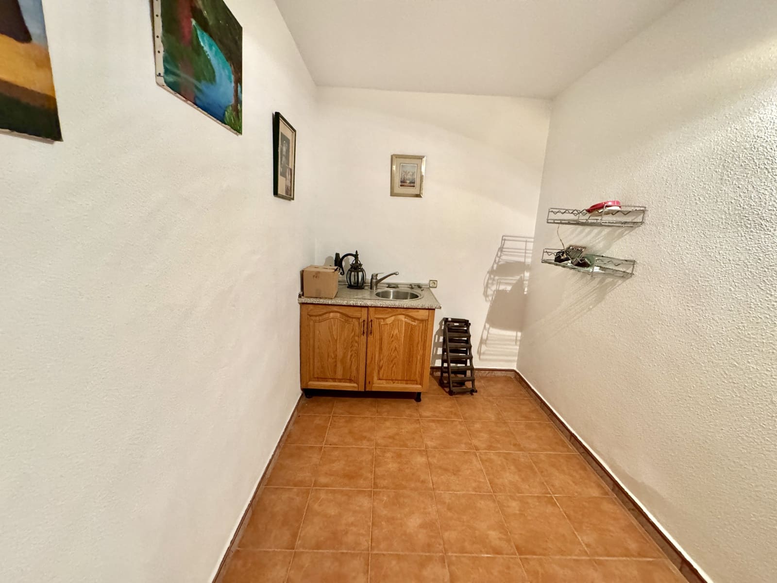 5 bedroom Finca/Country House for sale in Dalias with garage - € 298,000 (Ref: 9190711)