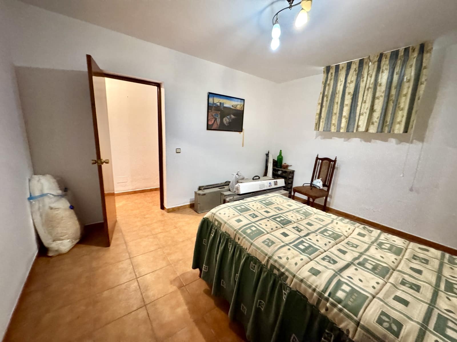 5 bedroom Finca/Country House for sale in Dalias with garage - € 298,000 (Ref: 9190711)