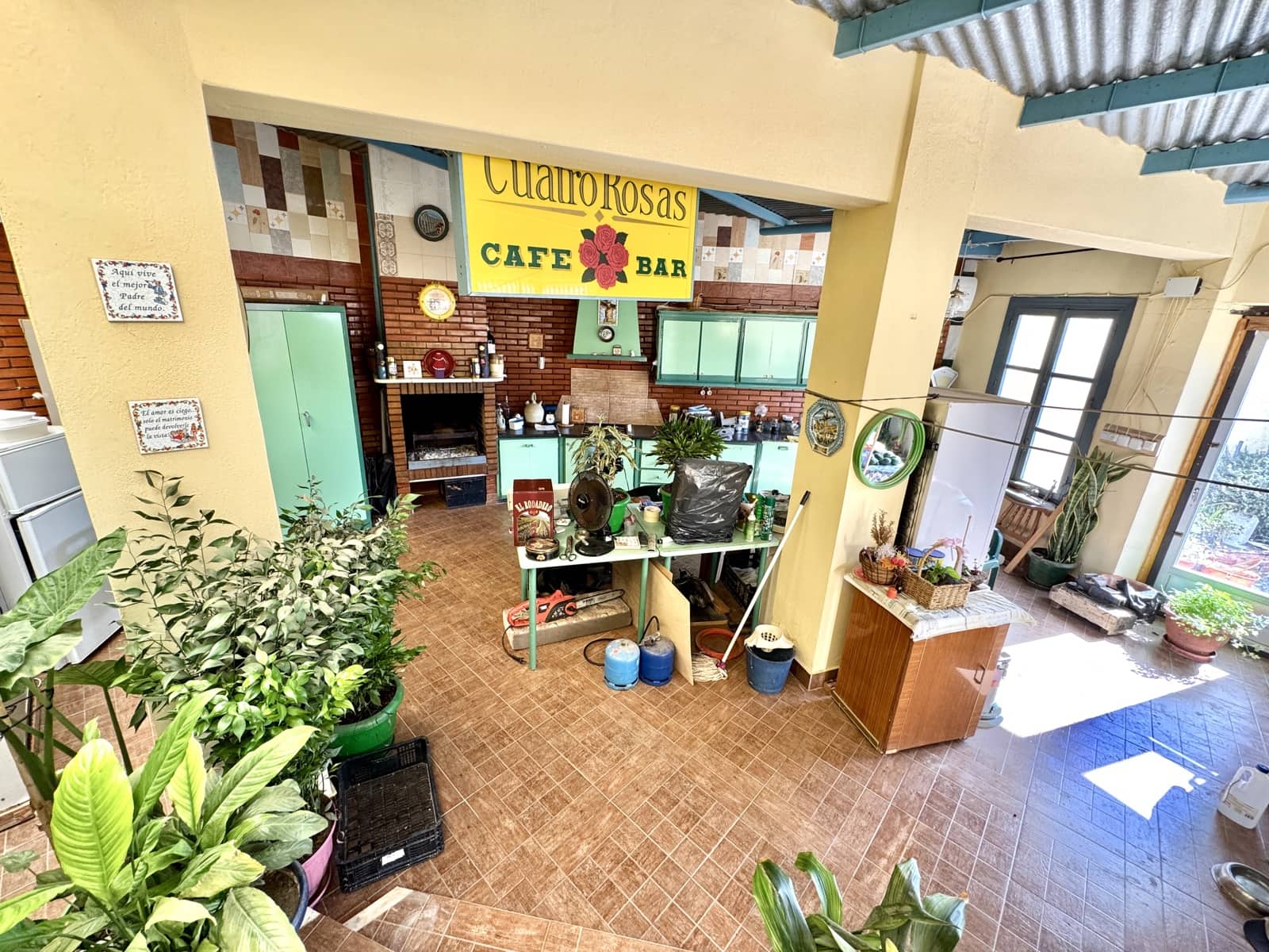 5 bedroom Finca/Country House for sale in Dalias with garage - € 298,000 (Ref: 9190711)