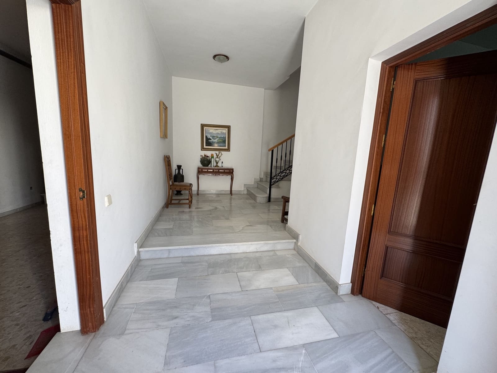 5 bedroom Townhouse for sale in Dalias with garage - € 240,000 (Ref: 9190712)