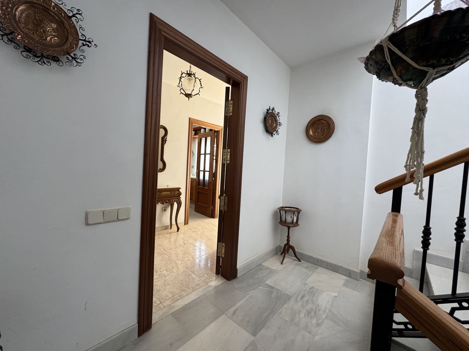 5 bedroom Townhouse for sale in Dalias with garage - € 240,000 (Ref: 9190712)