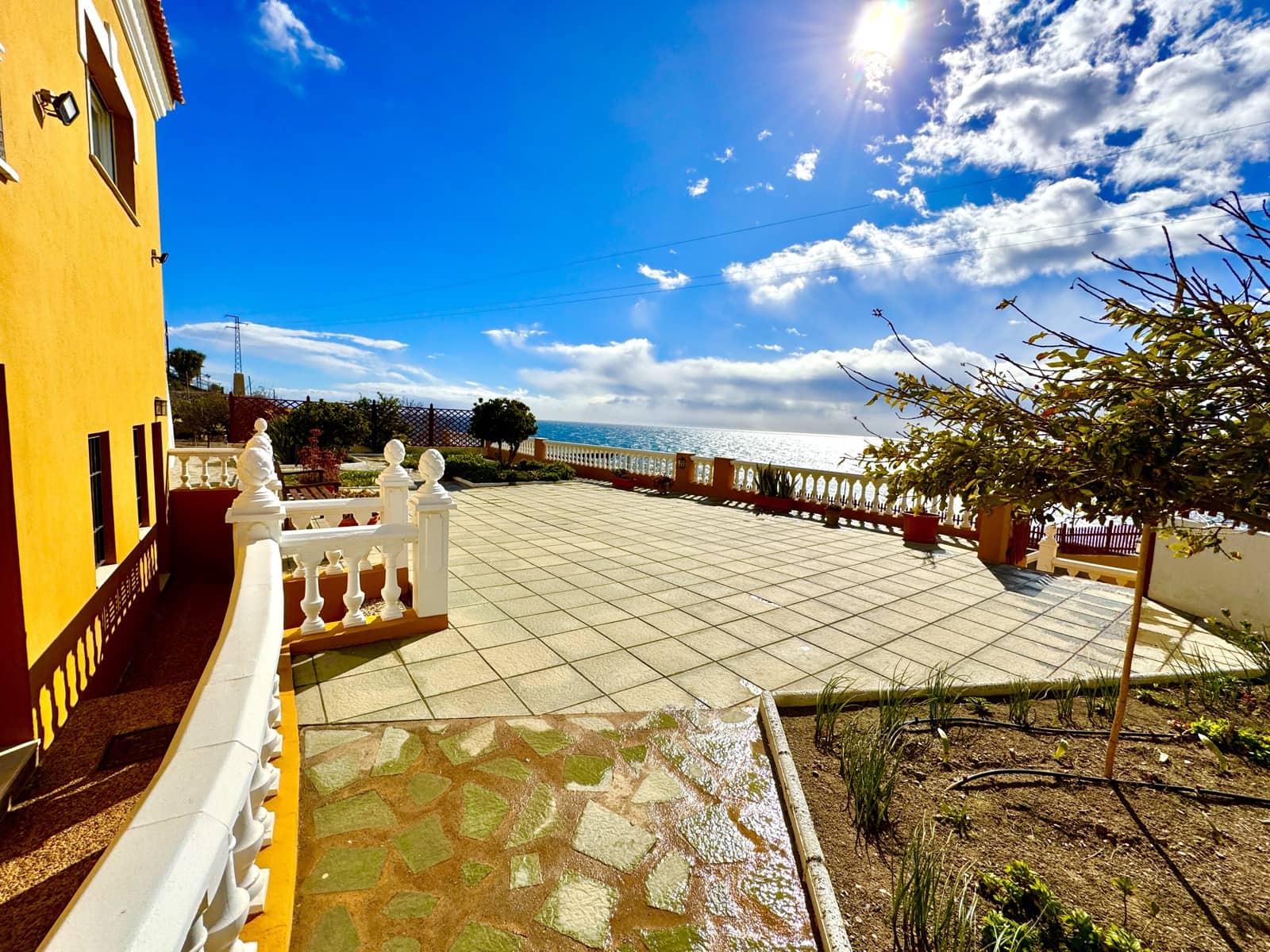 4 soveværelse Villa til salg i Adra med swimmingpool garage - € 535.000 (Ref: 9190715)