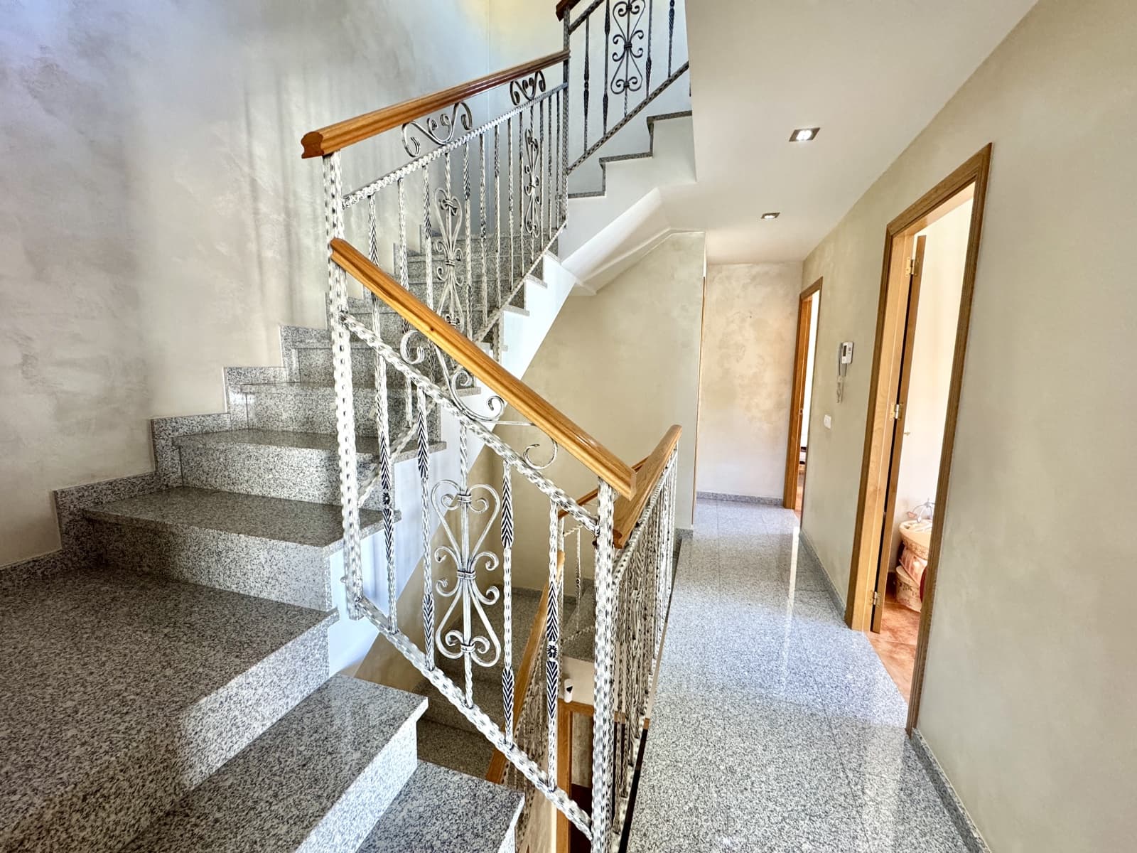 3 soveværelse Byhus til salg i Adra med garage - € 156.500 (Ref: 9190716)