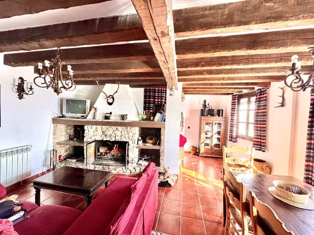 10 soveværelse Finca/Landehus til salg i Juviles med garage - € 359.000 (Ref: 9190718)