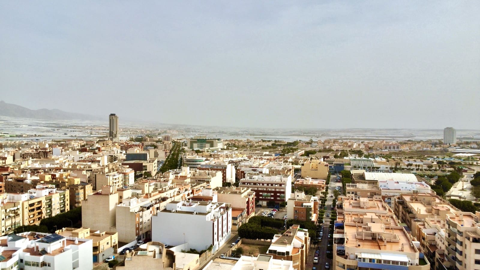 4 quarto Casa em Banda para venda em El Ejido com garagem - 193 900 € (Ref: 9191366)