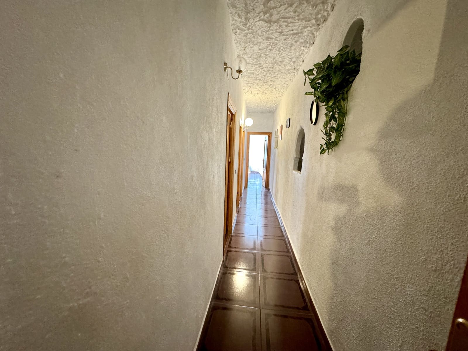 6 bedroom Flat for sale in Valor - € 92,500 (Ref: 9191412)