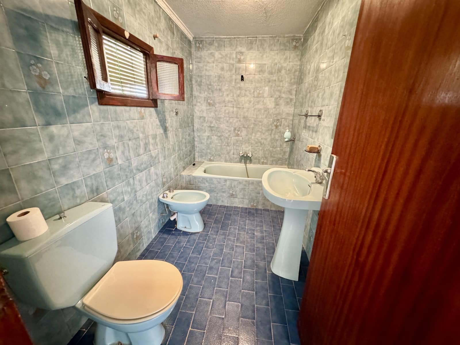 6 bedroom Flat for sale in Valor - € 92,500 (Ref: 9191412)