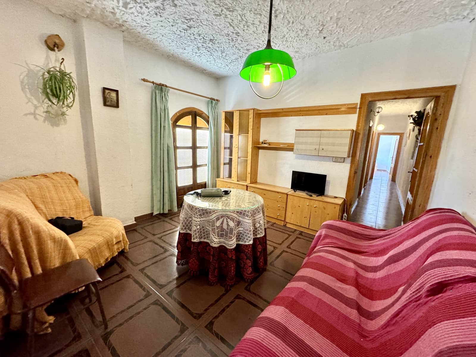 6 bedroom Flat for sale in Valor - € 92,500 (Ref: 9191412)