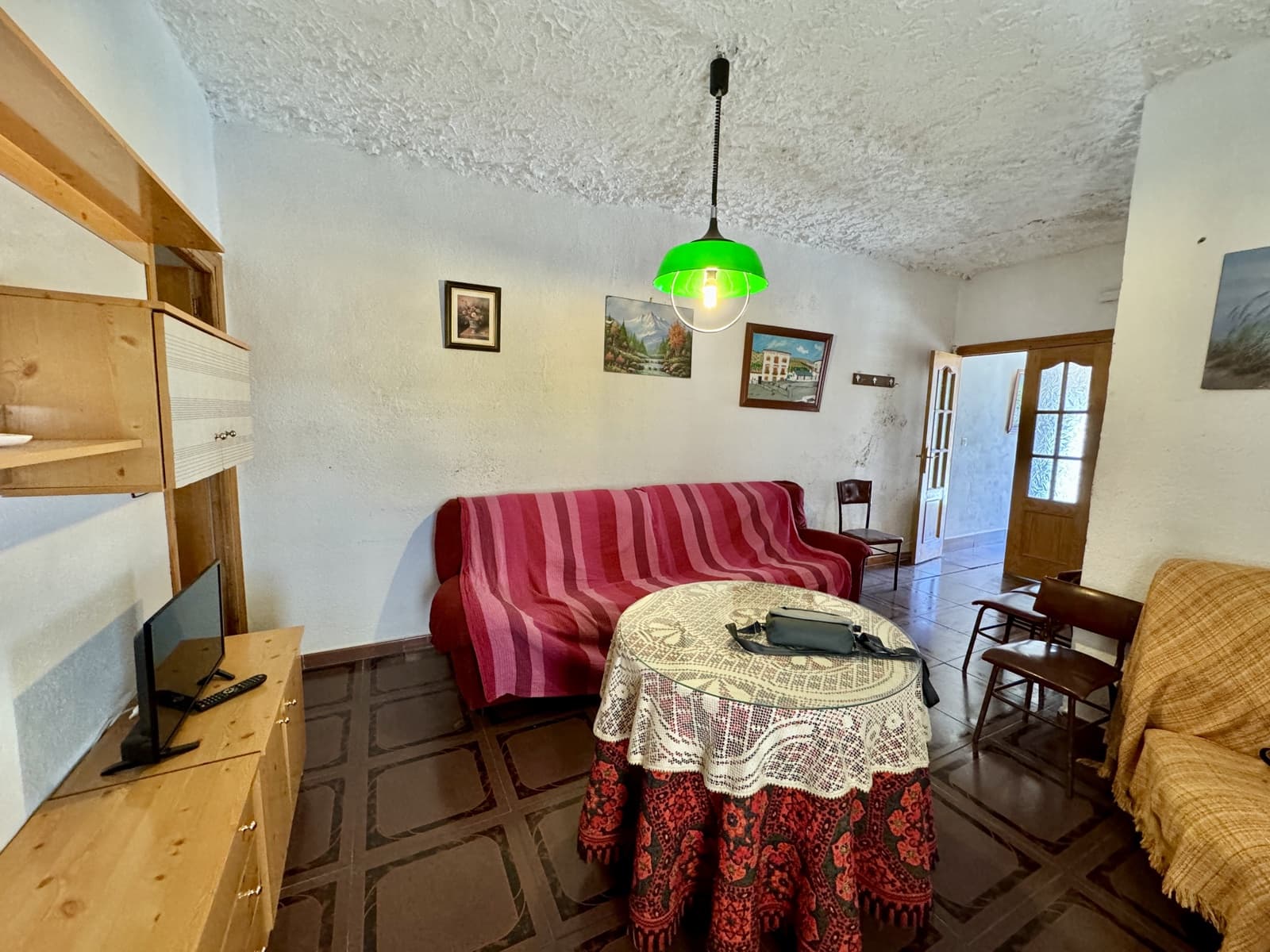 6 bedroom Flat for sale in Valor - € 92,500 (Ref: 9191412)