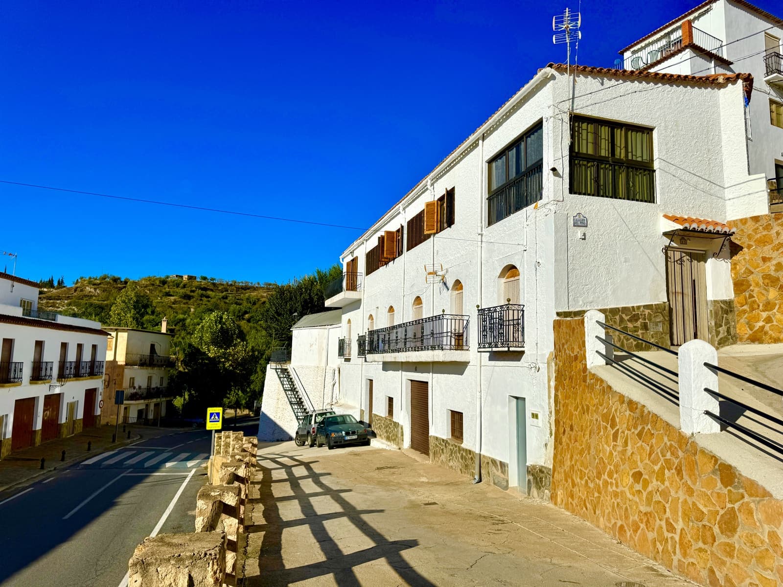 6 bedroom Flat for sale in Valor - € 92,500 (Ref: 9191412)