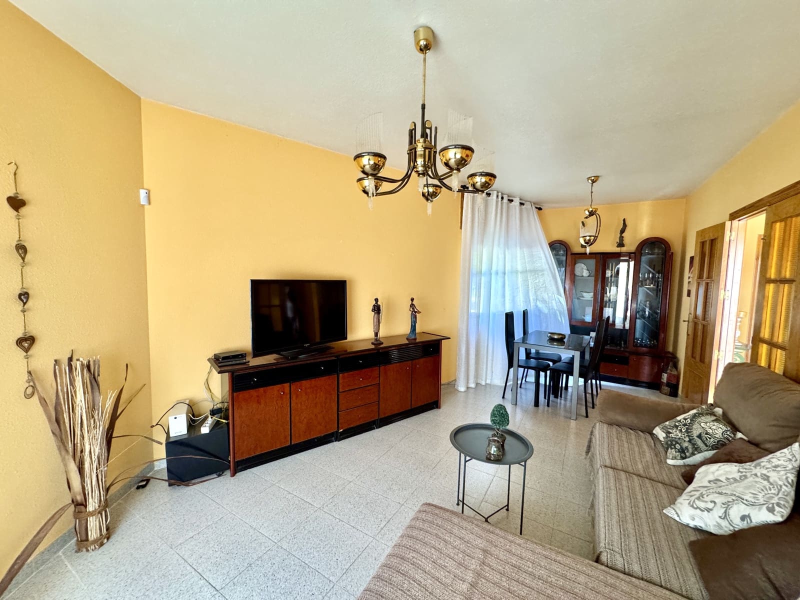 4 soveværelse Byhus til salg i Matagorda med garage - € 110.000 (Ref: 9204917)