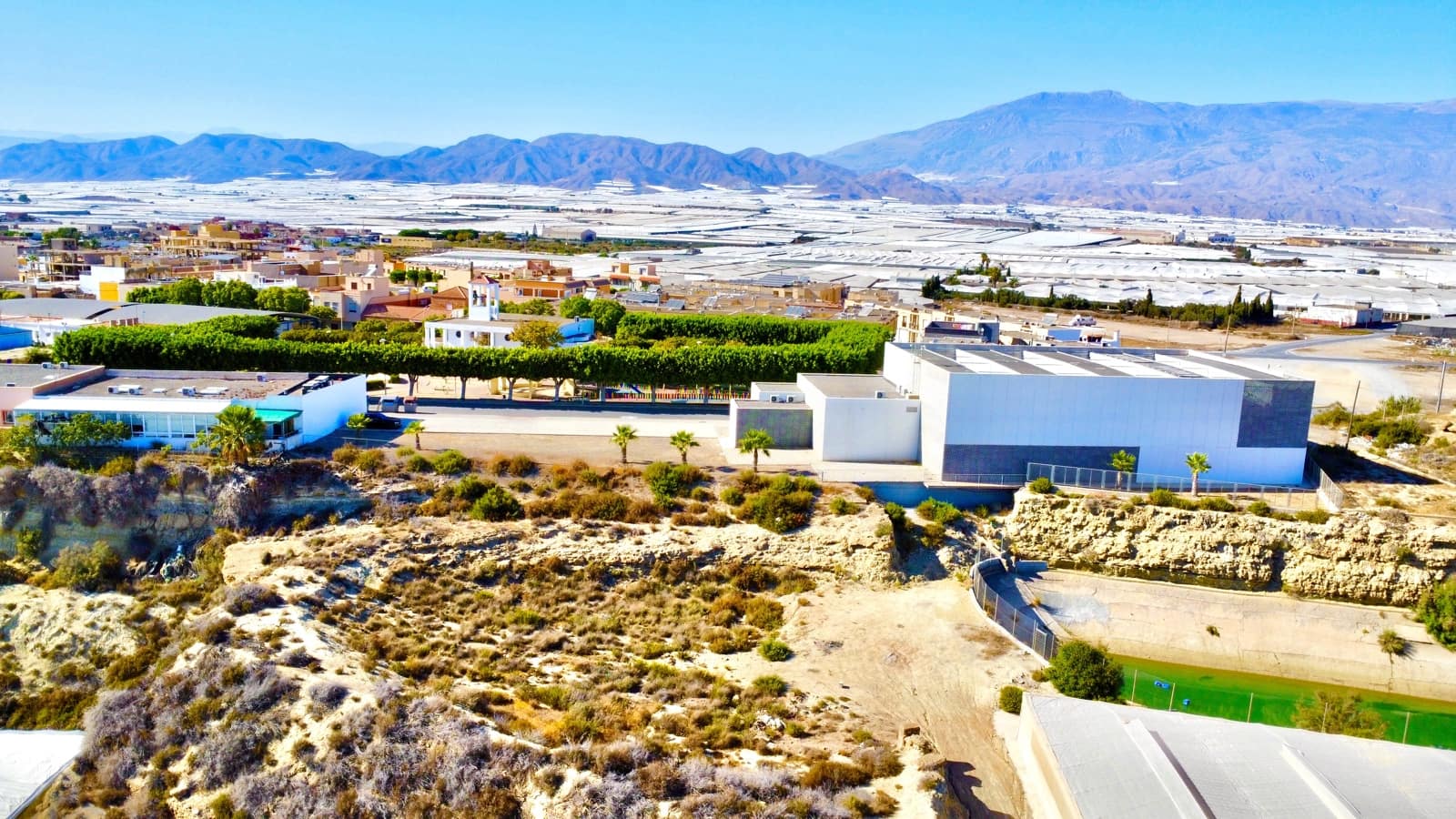 4 soveværelse Byhus til salg i Matagorda med garage - € 110.000 (Ref: 9204917)