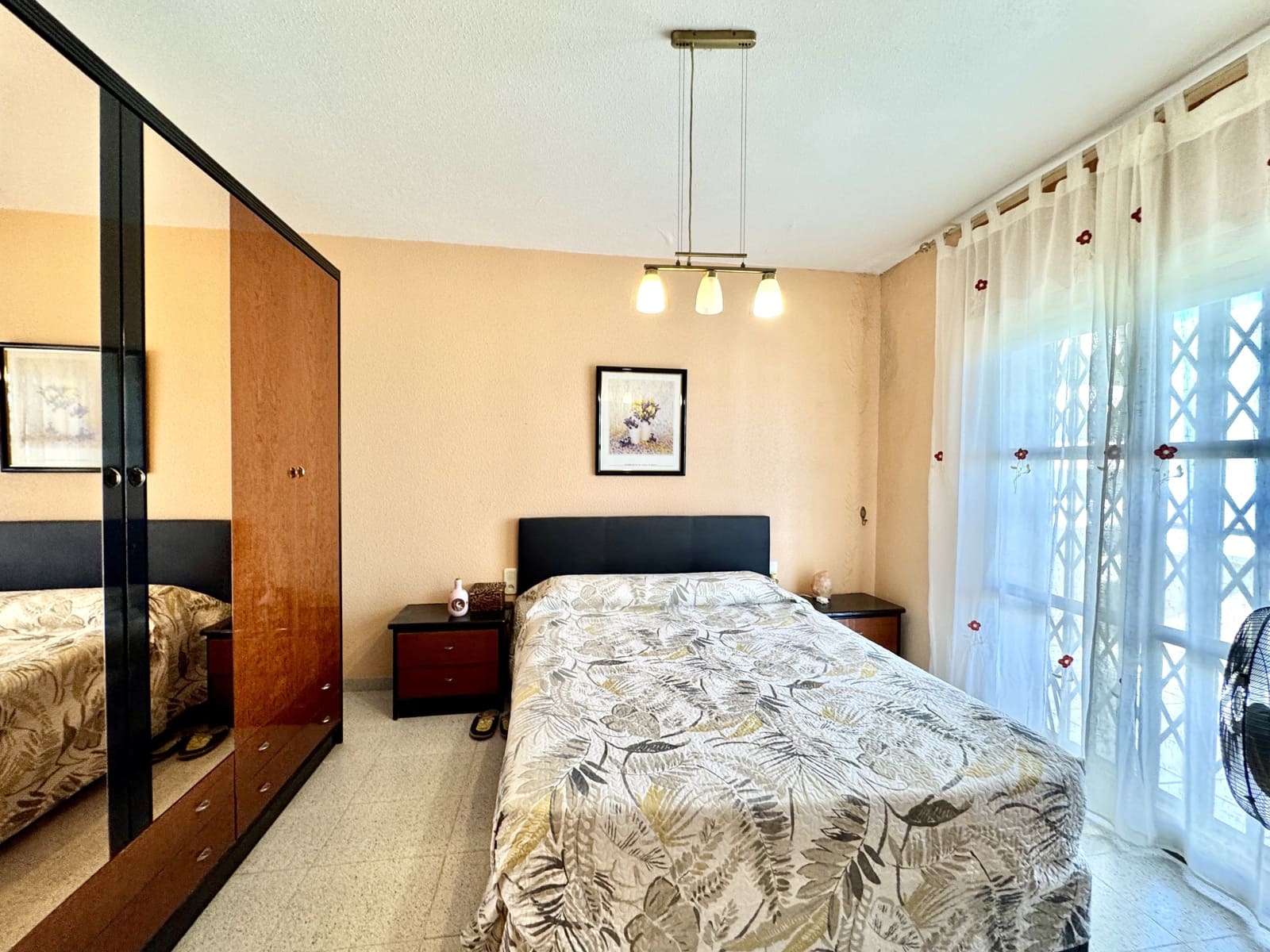 4 soveværelse Byhus til salg i Matagorda med garage - € 110.000 (Ref: 9204917)