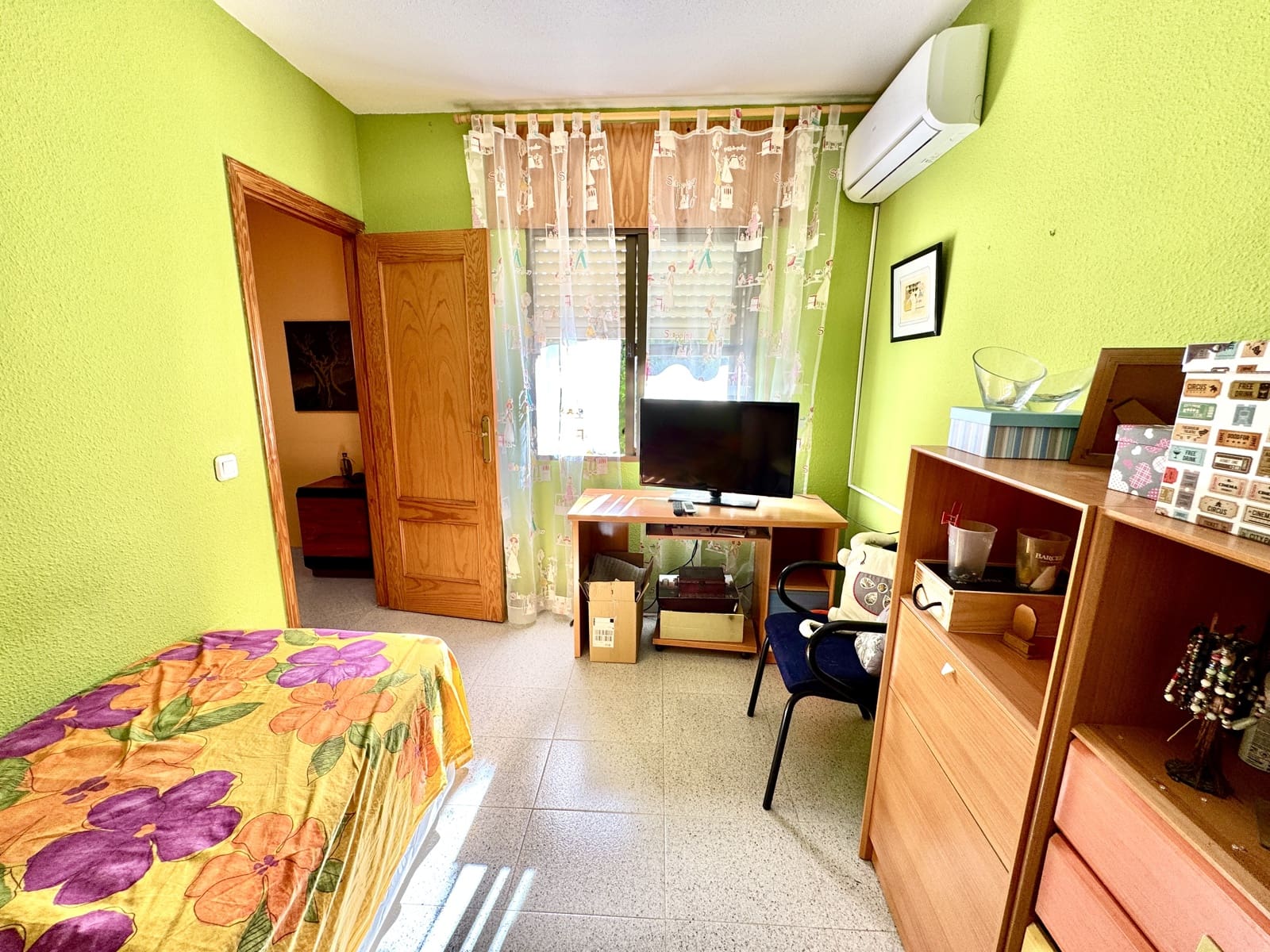 4 soveværelse Byhus til salg i Matagorda med garage - € 110.000 (Ref: 9204917)