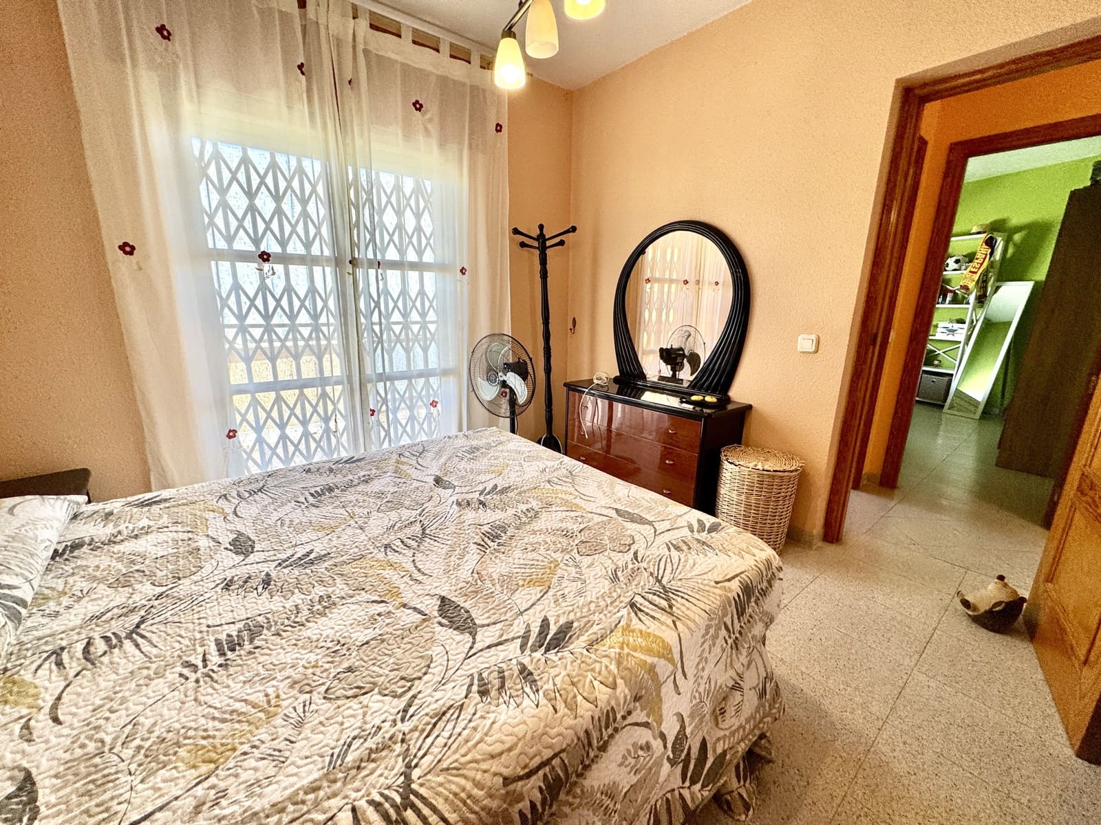 4 soveværelse Byhus til salg i Matagorda med garage - € 110.000 (Ref: 9204917)