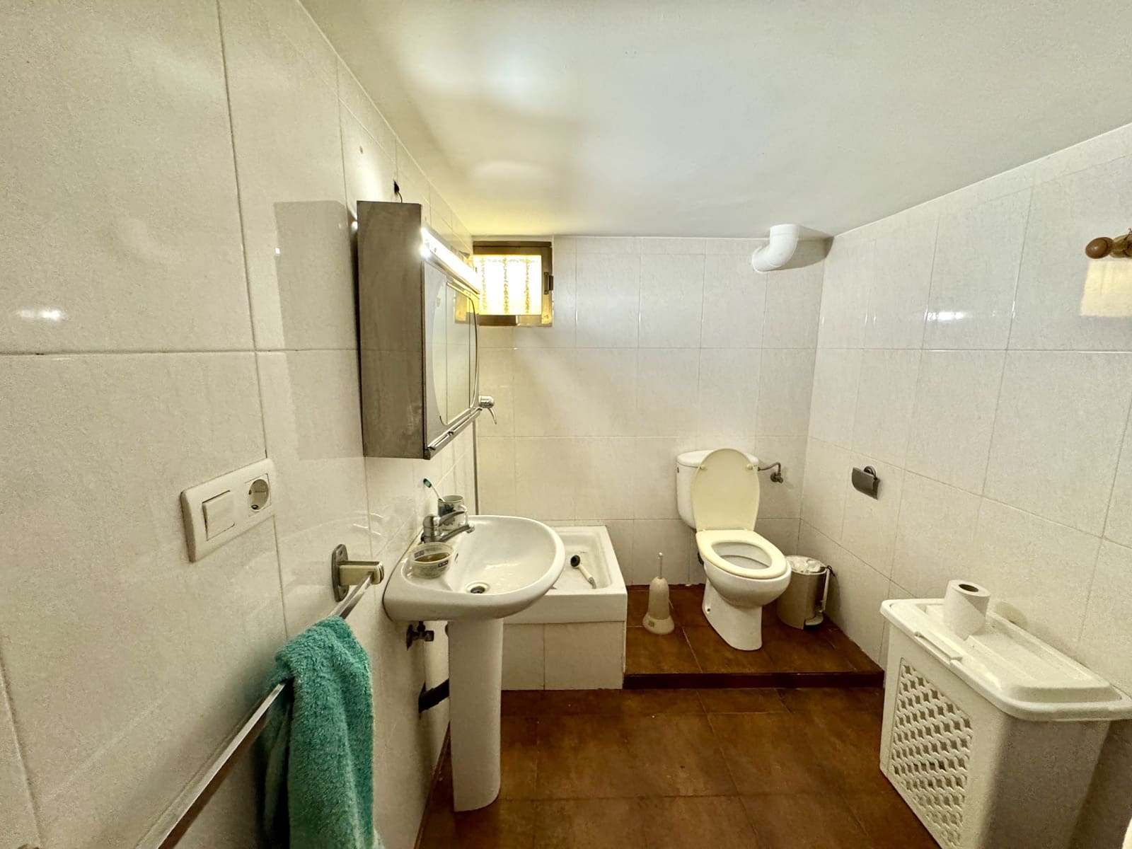 6 soverom Villa til salgs i Cadiar med garasje - € 195 000 (Ref: 9231905)