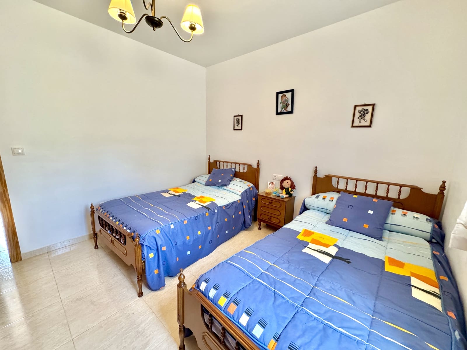 6 soverom Villa til salgs i Cadiar med garasje - € 195 000 (Ref: 9231905)