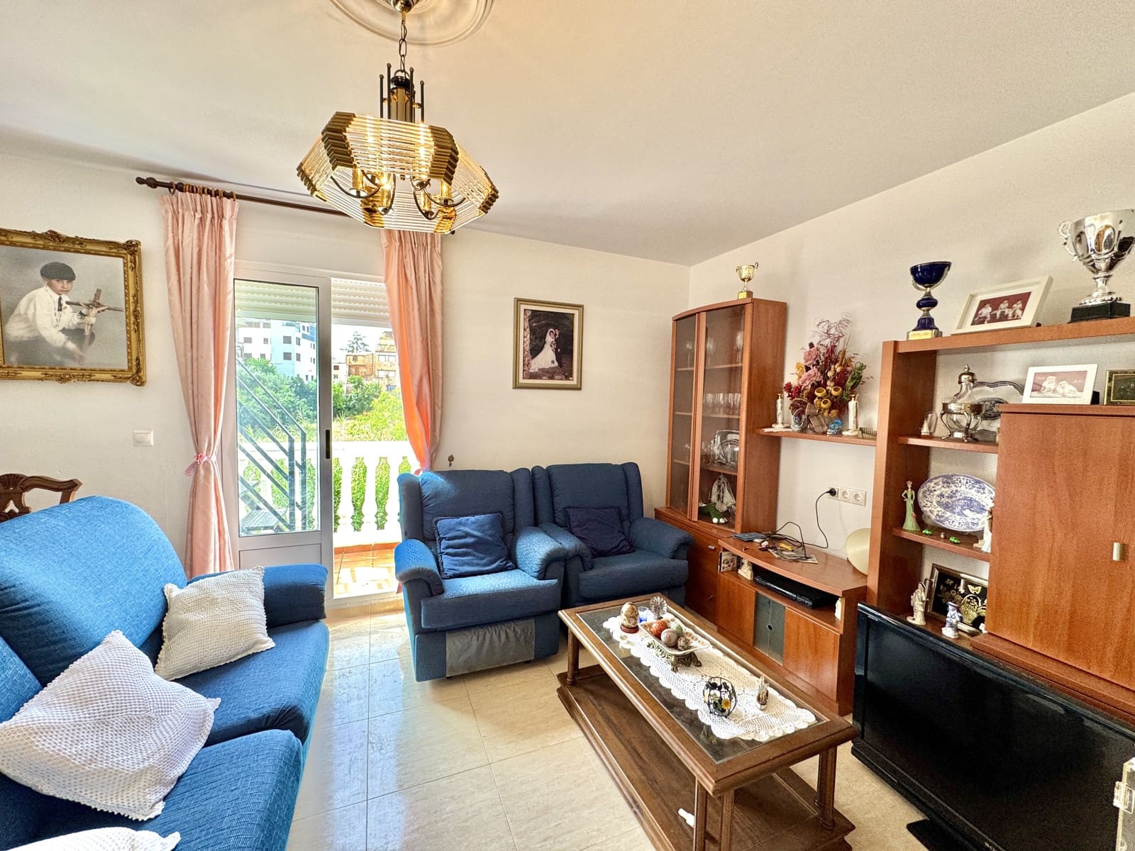 6 soverom Villa til salgs i Cadiar med garasje - € 195 000 (Ref: 9231905)