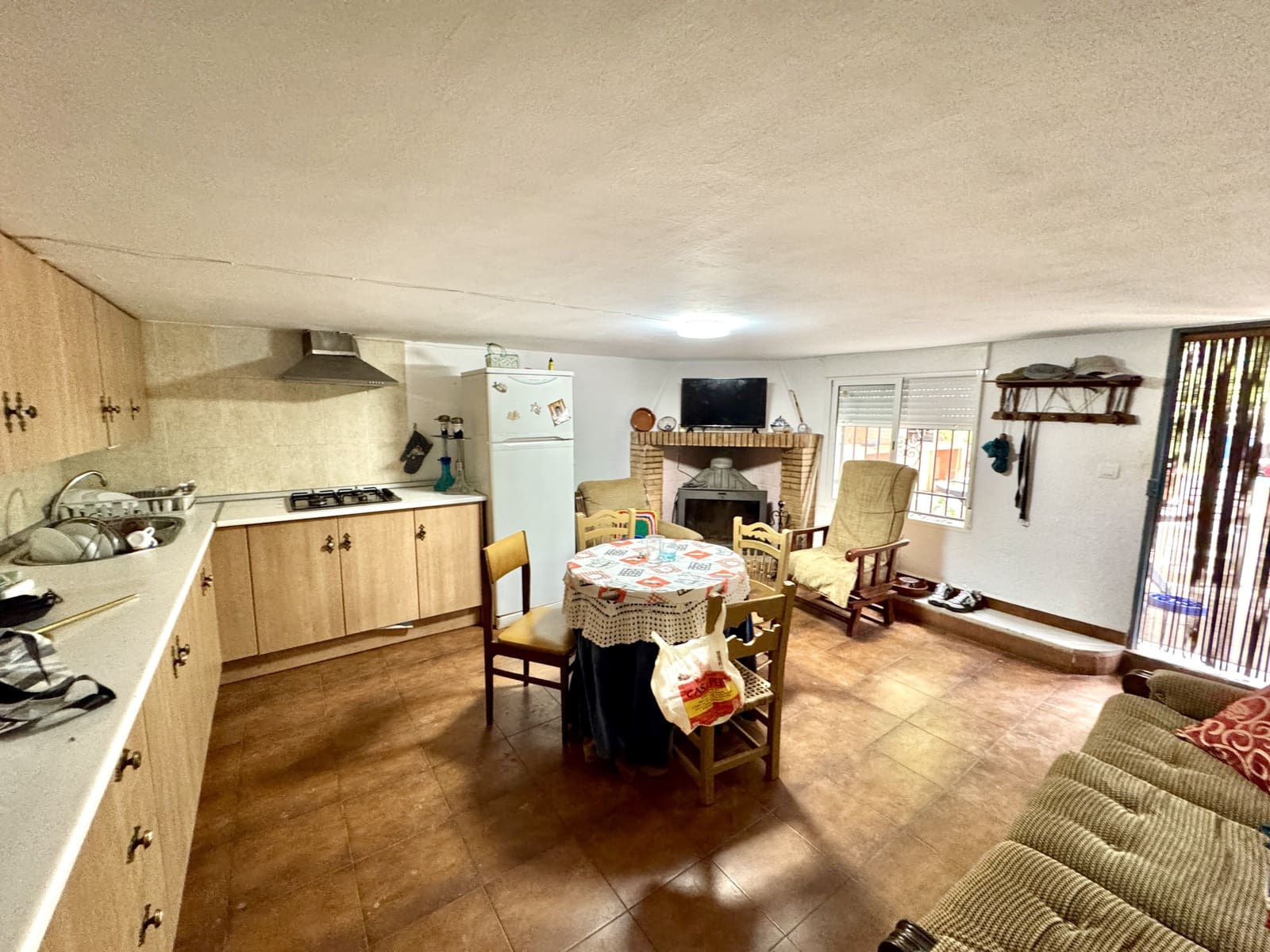 6 soverom Villa til salgs i Cadiar med garasje - € 195 000 (Ref: 9231905)