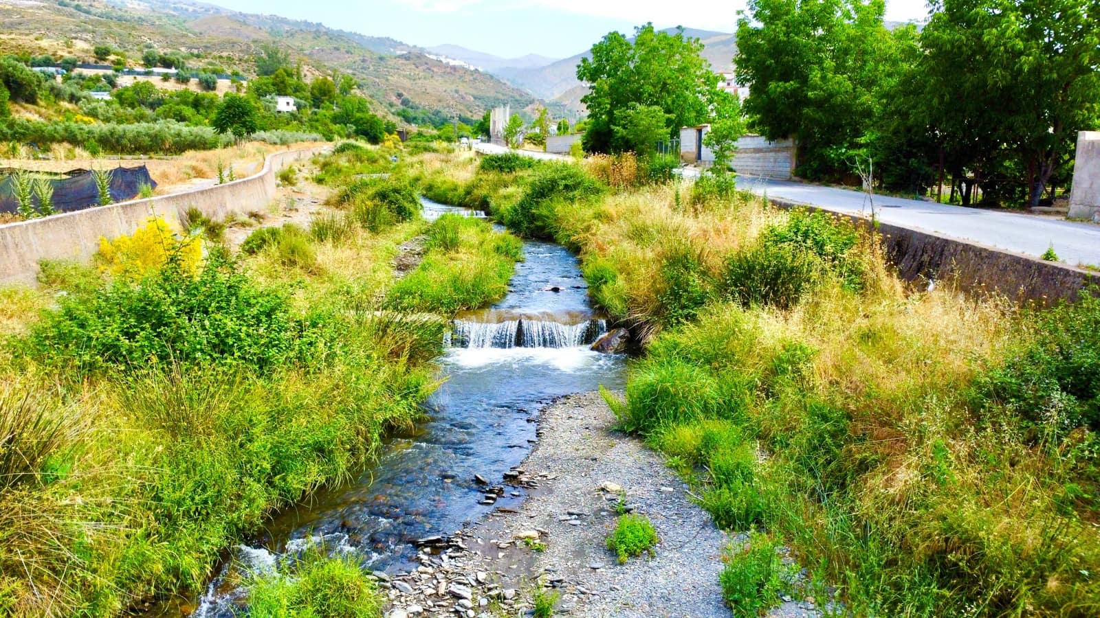 6 soverom Villa til salgs i Cadiar med garasje - € 195 000 (Ref: 9231905)