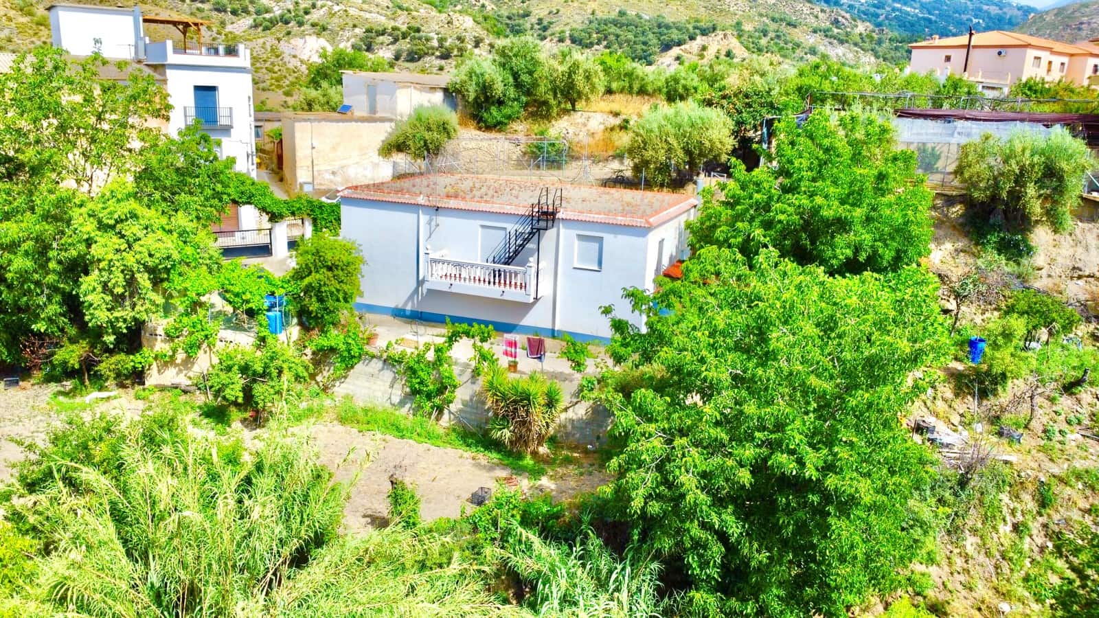 6 soverom Villa til salgs i Cadiar med garasje - € 195 000 (Ref: 9231905)