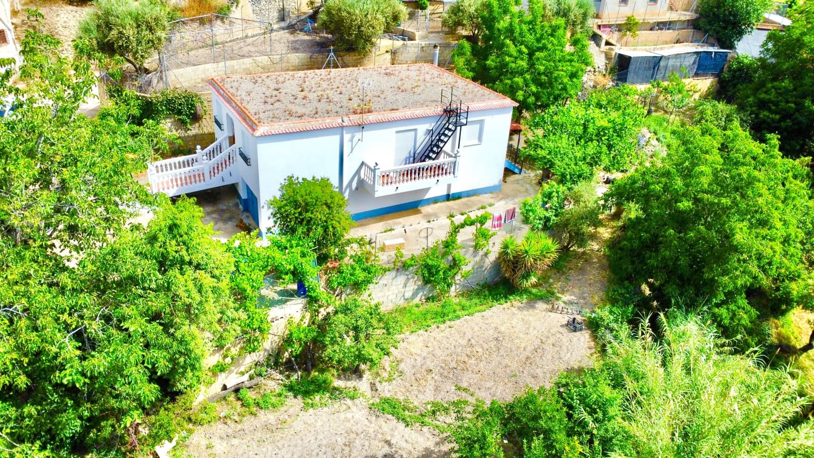 6 soverom Villa til salgs i Cadiar med garasje - € 195 000 (Ref: 9231905)