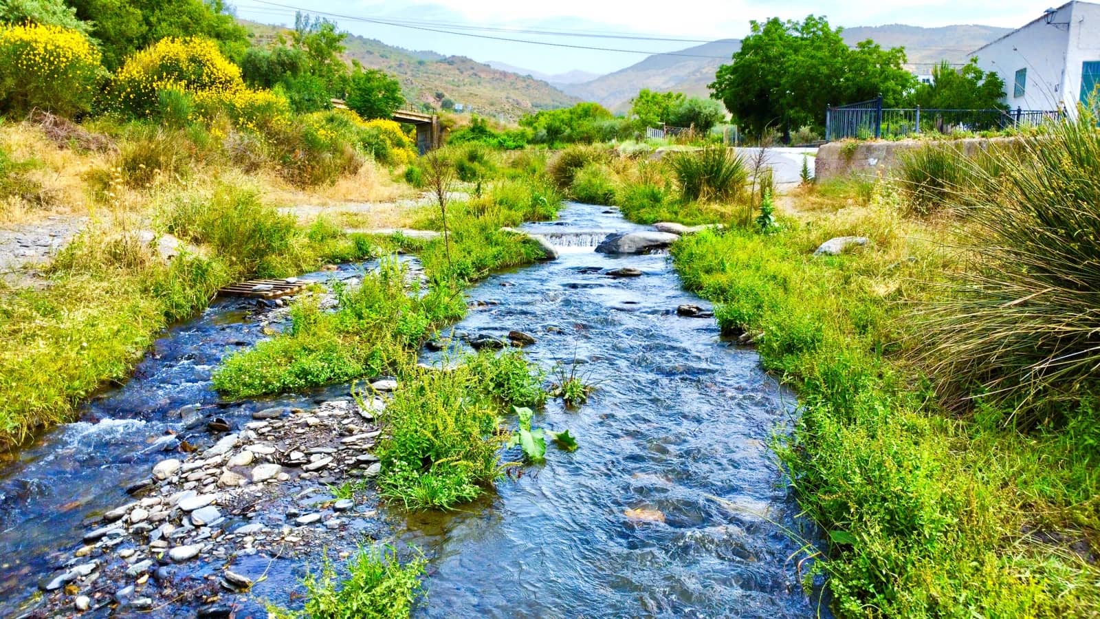 6 soverom Villa til salgs i Cadiar med garasje - € 195 000 (Ref: 9231905)