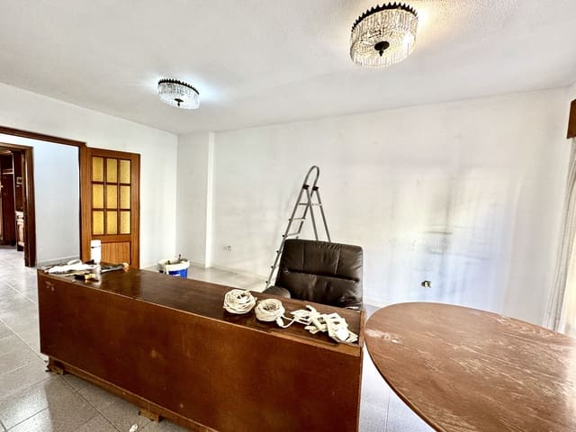 4 quarto Apartamento para venda em Roquetas de Mar - 170 000 € (Ref: 9252314)