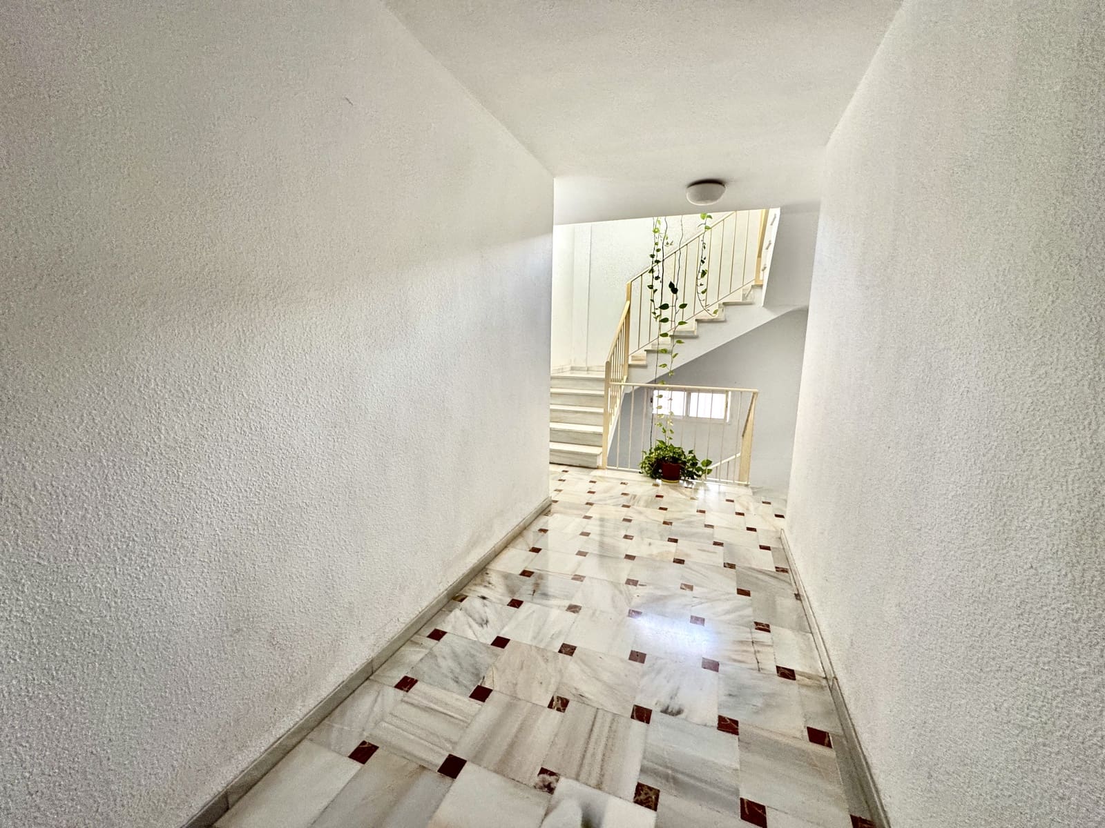 4 soverom Leilighet til salgs i Roquetas de Mar - € 170 000 (Ref: 9252314)