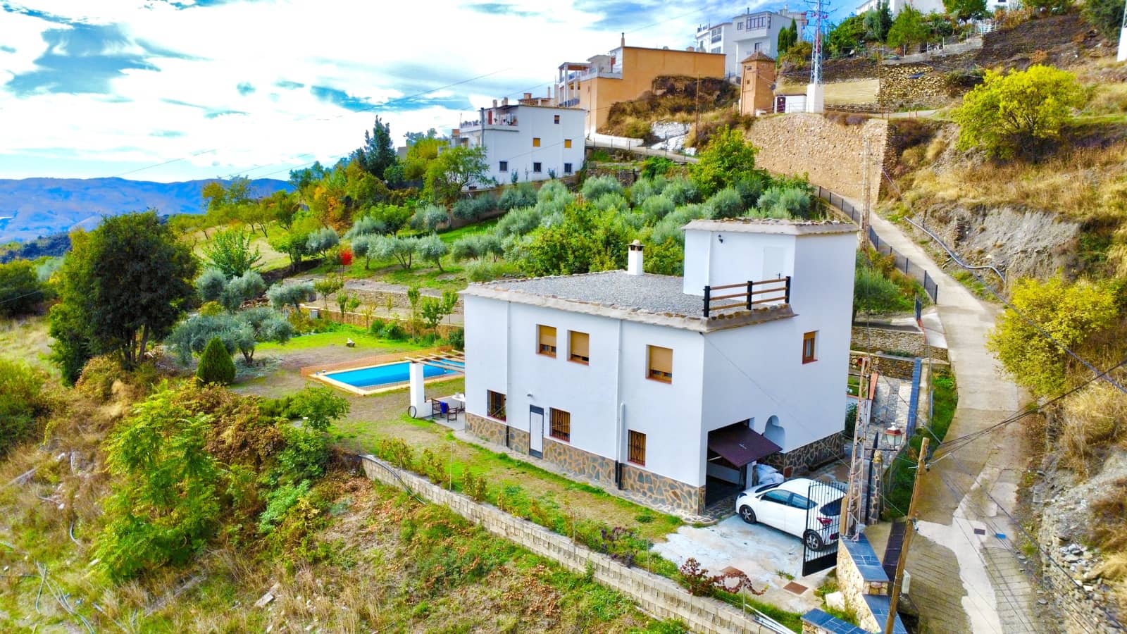 6 sypialnia Willa na sprzedaż w Berchules z basenem garażem - 280 000 € (Ref: 9356770)