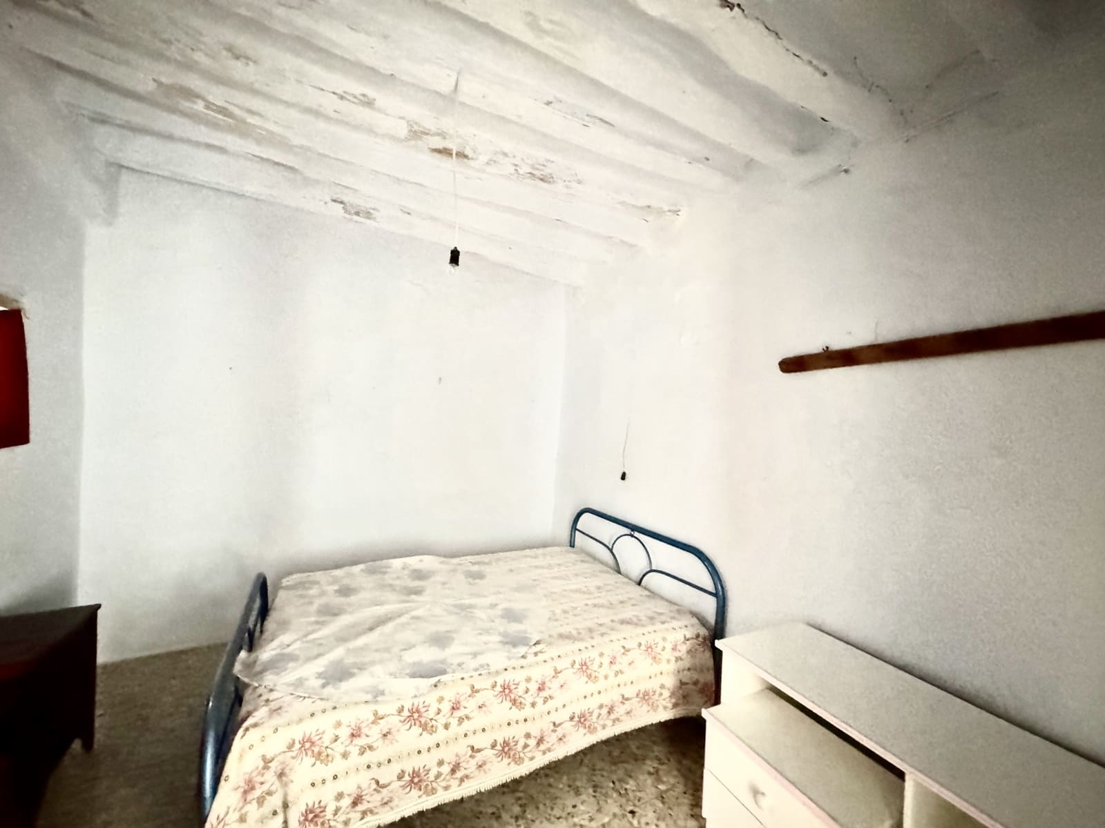 6 soveværelse Byhus til salg i Valor - € 75.000 (Ref: 9400997)