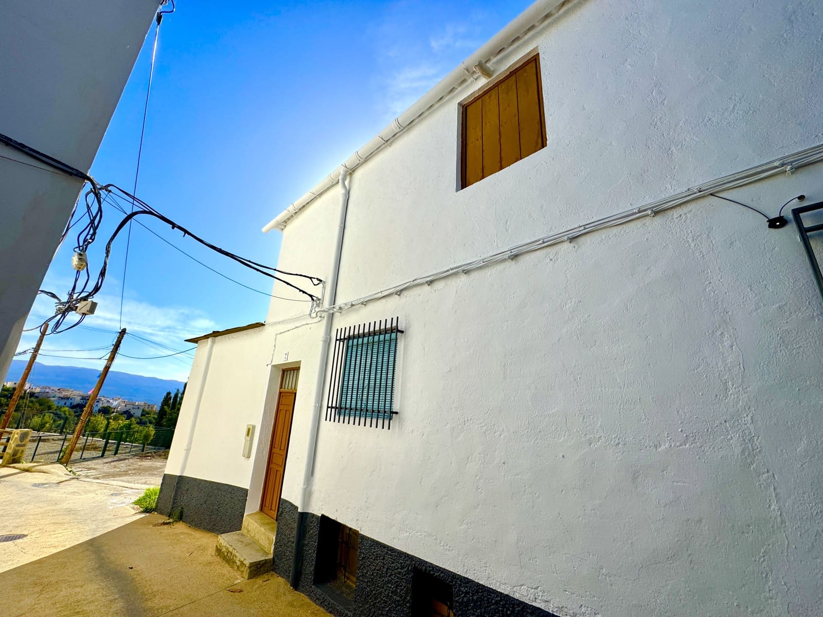 6 soveværelse Byhus til salg i Valor - € 75.000 (Ref: 9400997)