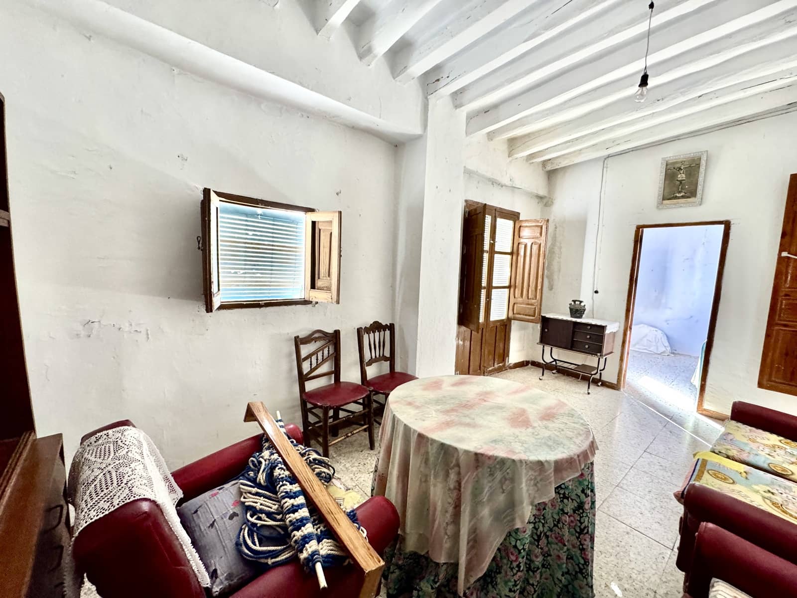 6 soveværelse Byhus til salg i Valor - € 75.000 (Ref: 9400997)