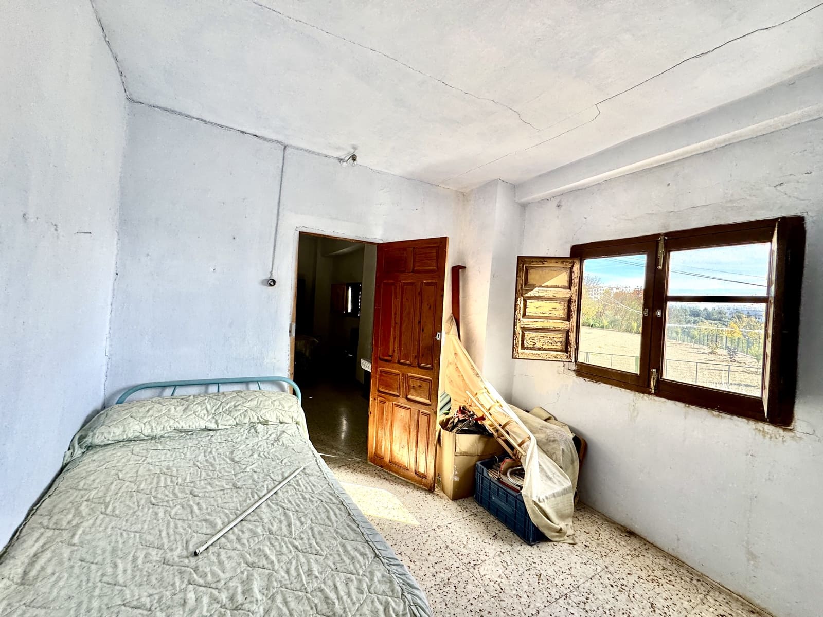 6 soveværelse Byhus til salg i Valor - € 75.000 (Ref: 9400997)