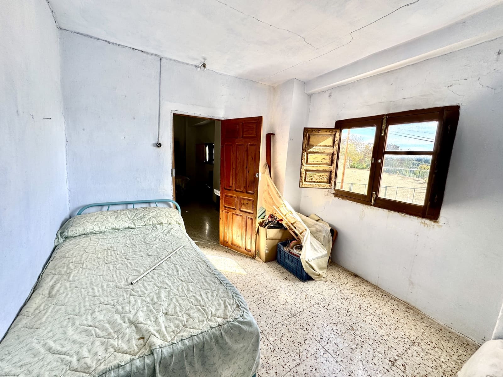 6 soveværelse Byhus til salg i Valor - € 75.000 (Ref: 9400997)