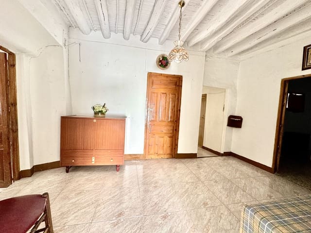 6 soveværelse Byhus til salg i Válor - € 75.000 (Ref: 9400997)